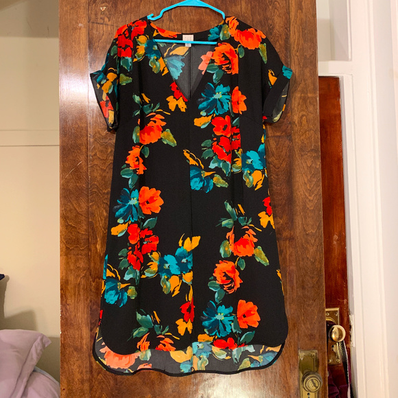 a new day Dresses & Skirts - A New Day Floral Shift Dress